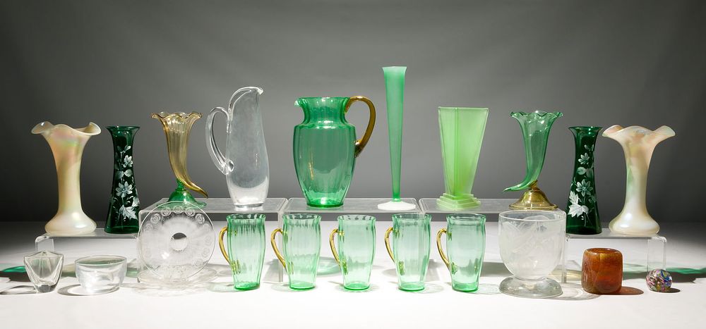 Lot 300: Glass Assortment