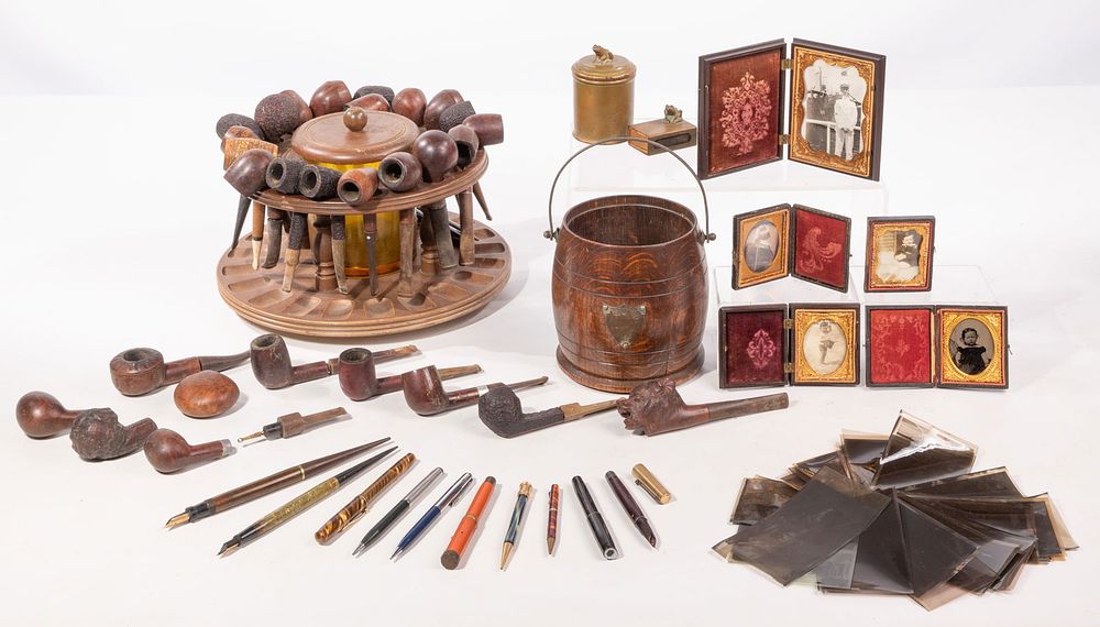 Lot 377: Smoking Pipe and Pen Assortment