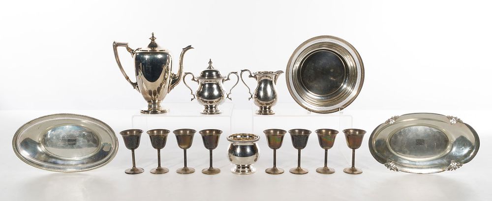 Lot 381: Kent Sterling Silver Assortment