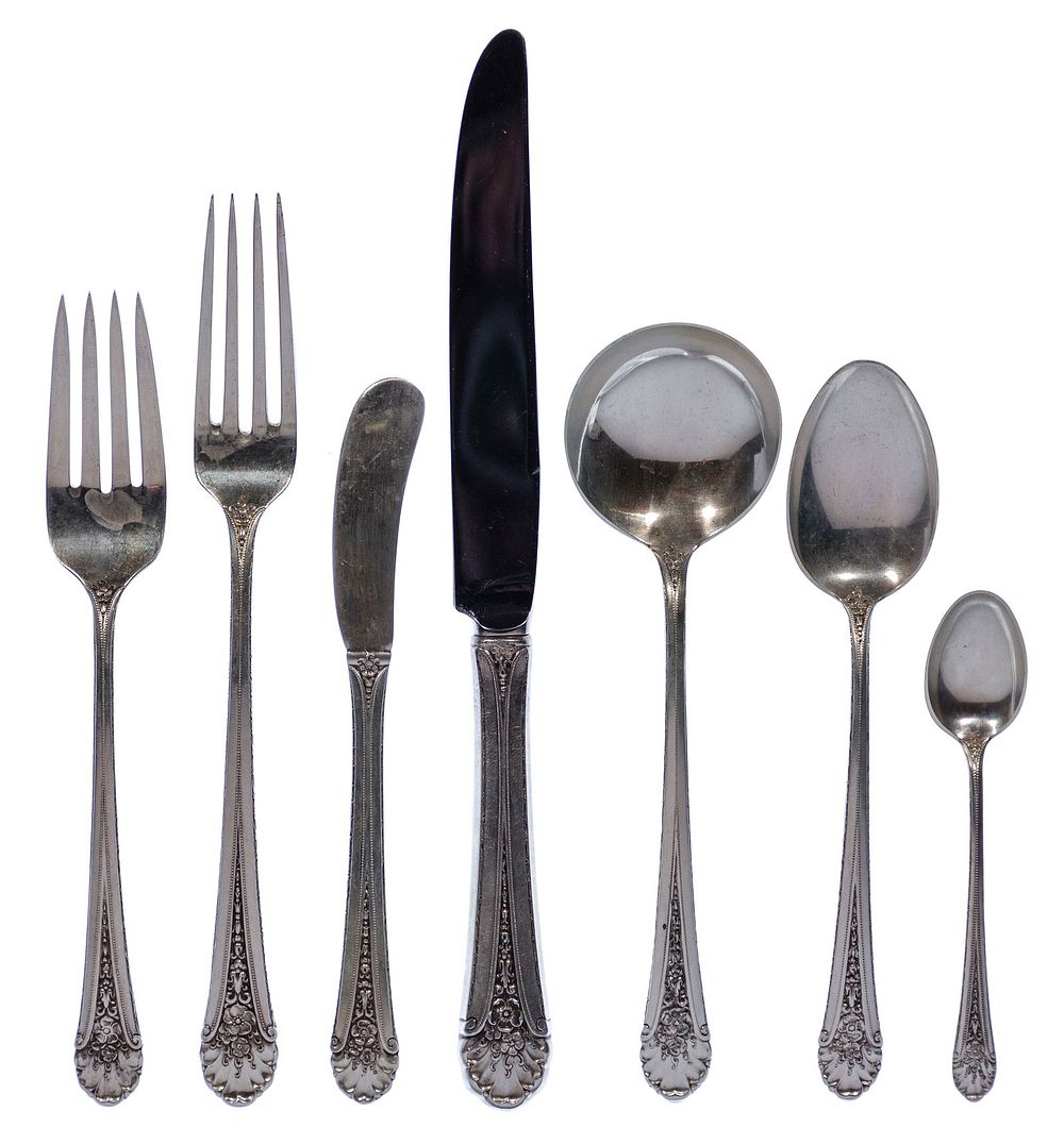 Lot 442: Towle Royal Windsor Sterling Silver Flatware Assortment