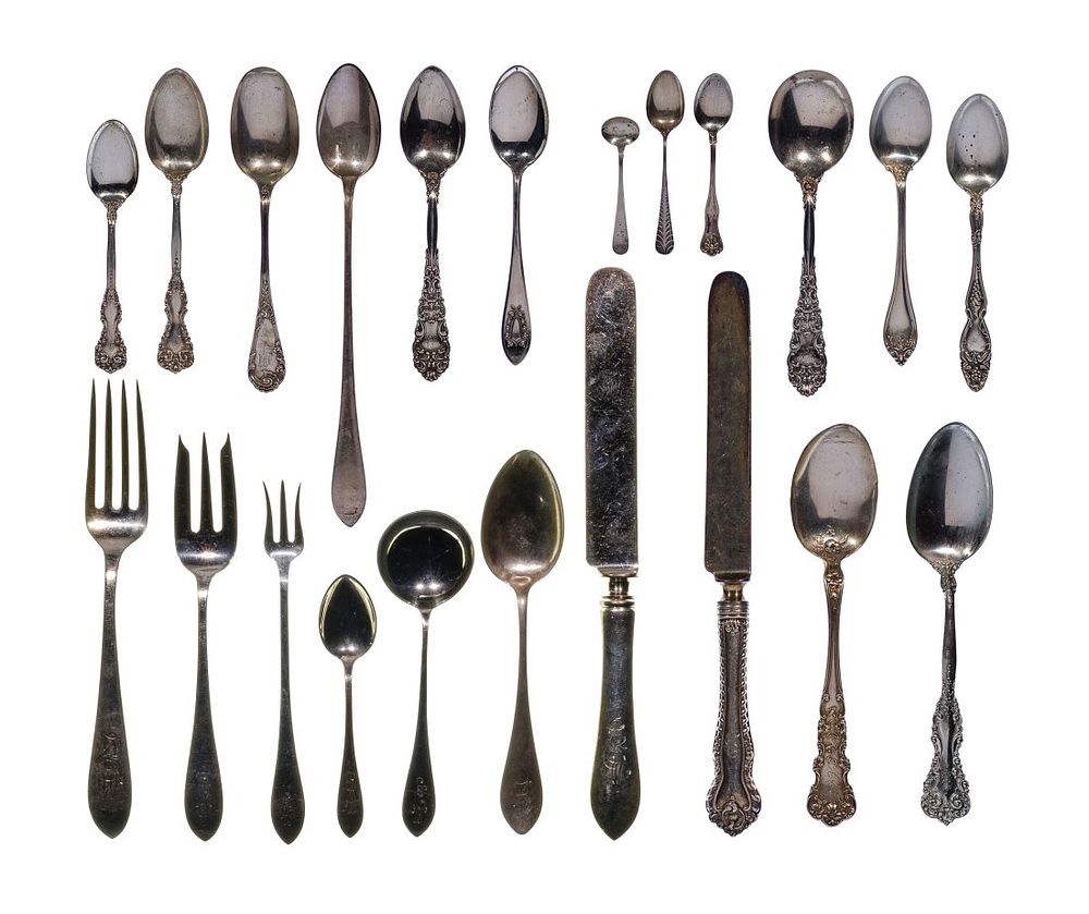 Lot 449: Sterling Silver Flatware Assortment