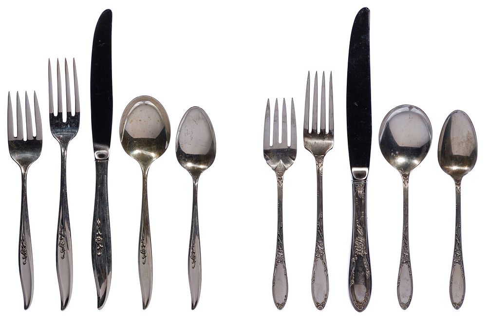 Lot 497: Oneida Sterling Silver Flatware Assortment