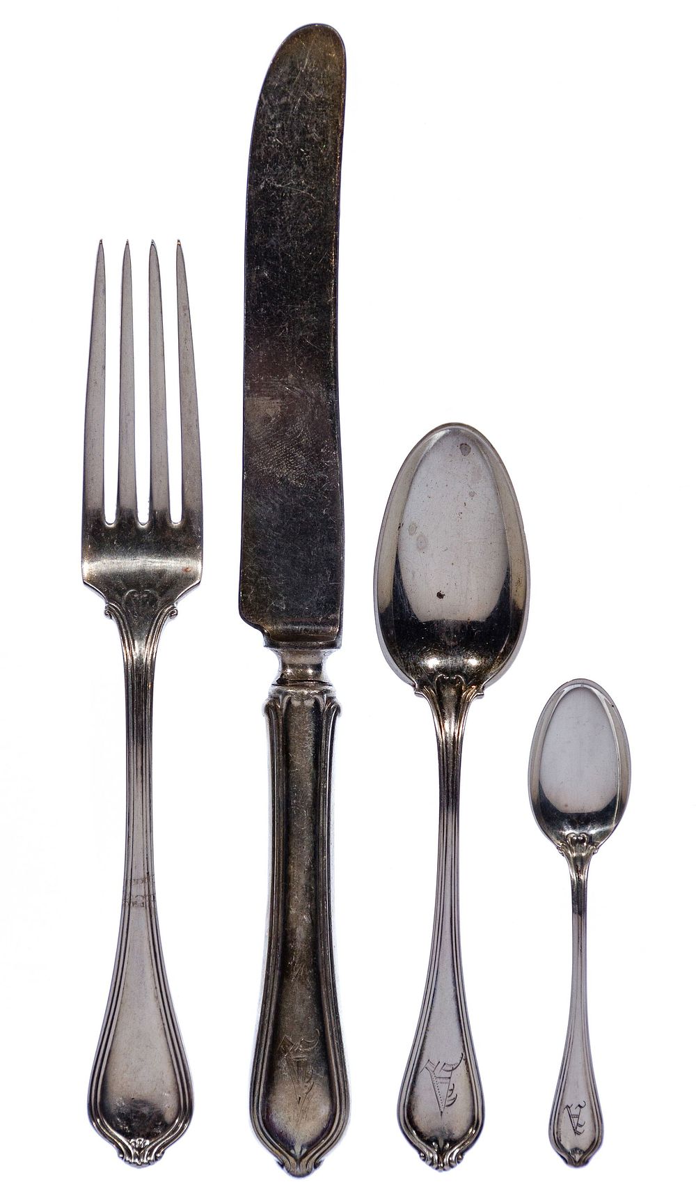 Lot 532: Sterling Silver Flatware Assortment