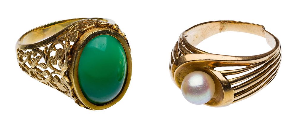 Lot 156: 18k Yellow Gold Rings