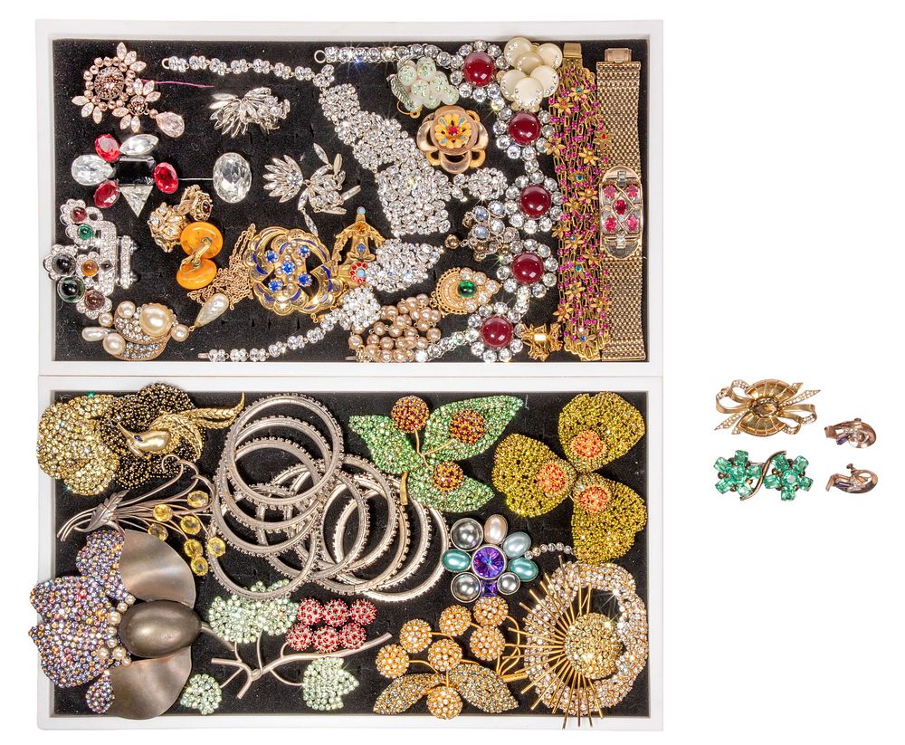 Lot 160: Rhinestone Jewelry Assortment
