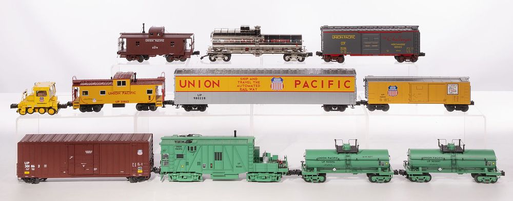 Lot 313: MTH Model Train O Scale Union Pacific Assortment