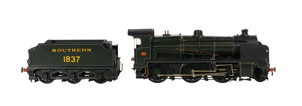 Lot 323: Lawrence Scale Models Model Train O Scale Locomotive with Tender