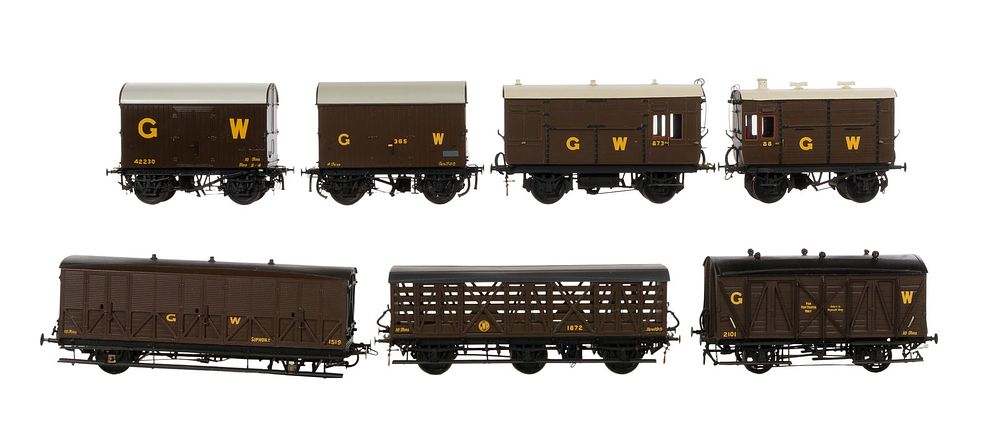Lot 212: Lawrence Scale Models Model Train O Scale Assortment