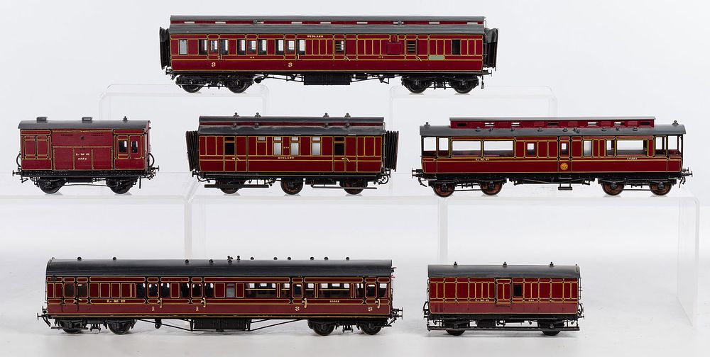 Lot 227: Lawrence Scale Models Model Train O Scale Passenger Car Assortment