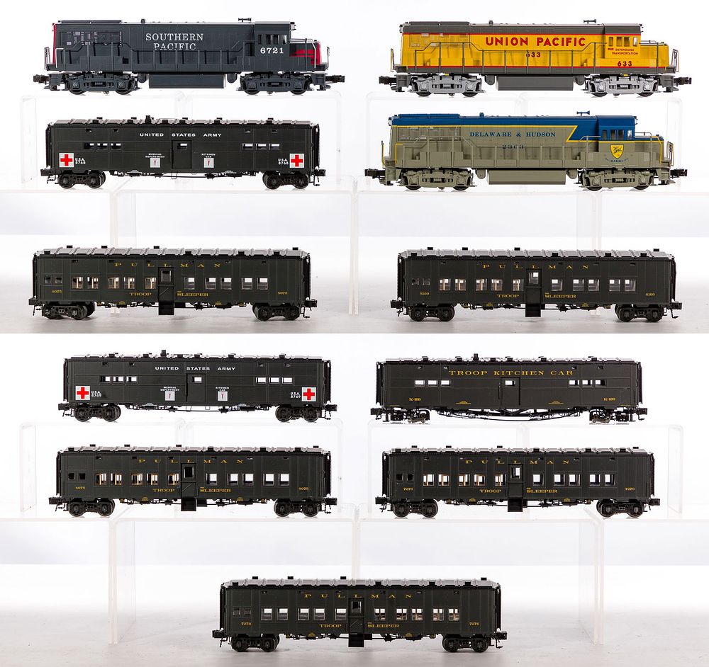 Lot 341: Weaver Model Train O Scale Locomotive and Train Car Assortment