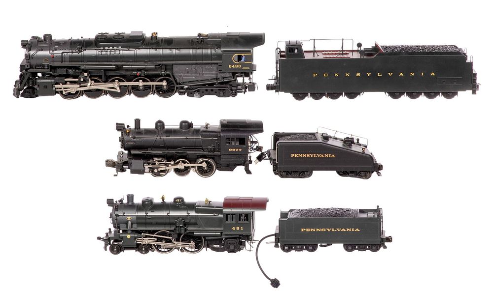 Lot 355: Lionel Model Train O Scale Pennsylvania Locomotive with Tender Assortment