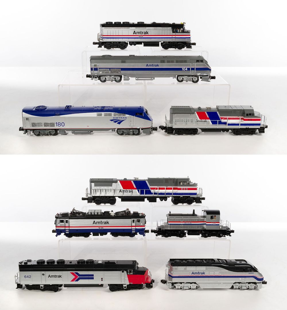 Lot 384: MTH Model Train O Scale Amtrak Diesel Locomotive Assortment