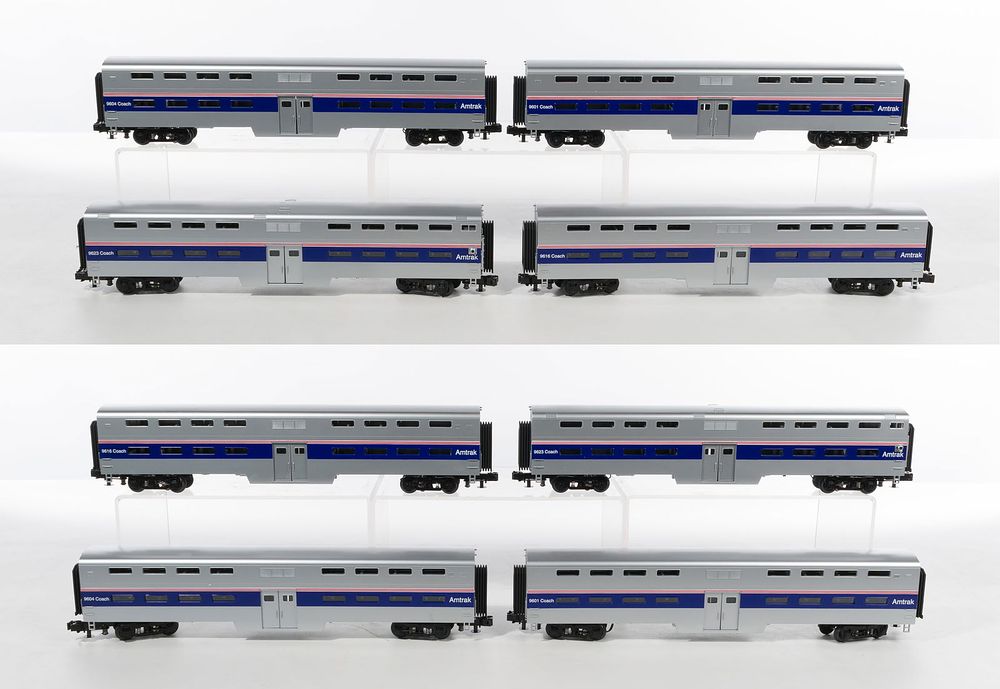 Lot 390: MTH Model Train O Scale Amtrak Passenger Car Collection