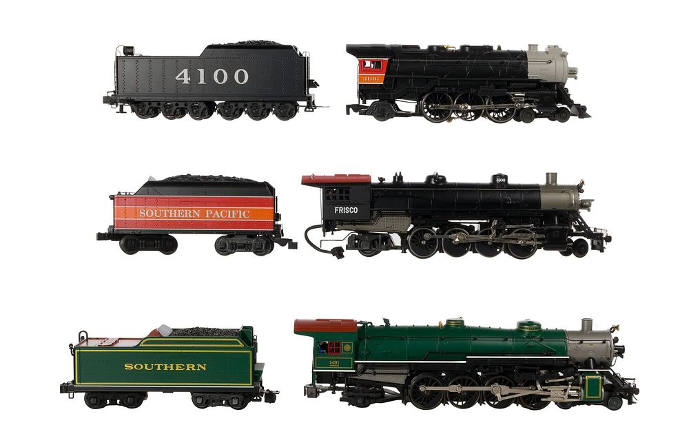 Lot 395: Lionel Model Train O Scale Locomotive and Tender Assortment