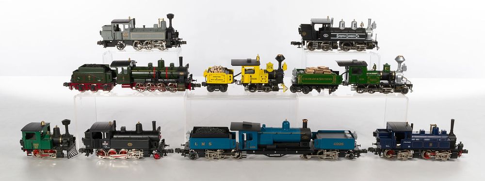 Lot 409: ETS Praha Model Train O Scale Locomotive and Tender Assortment