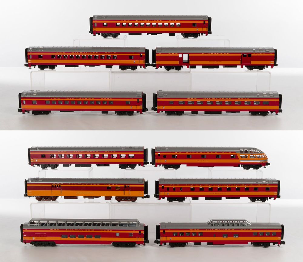 Lot 422: MTH Model Train O Scale The Milwaukee Road Passenger Car Assortment