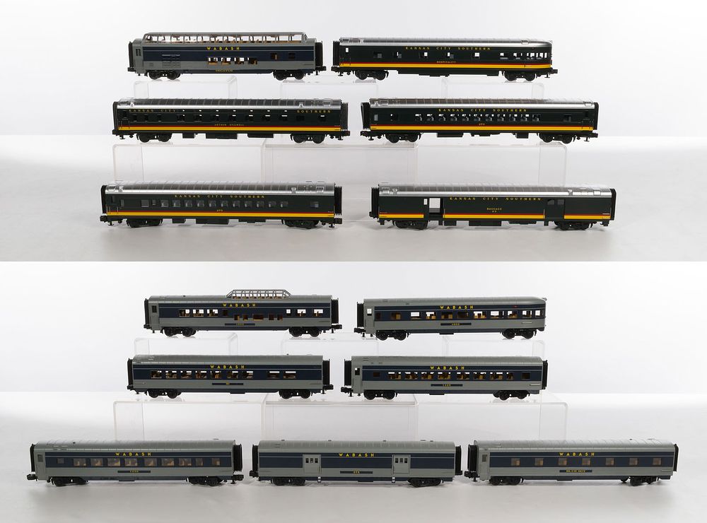 Lot 427: MTH Model Train O Scale Passenger Car Assortment