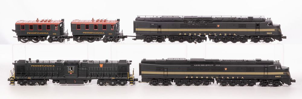 Lot 458: MTH Model Train O Scale Pennsylvania Locomotive Assortment