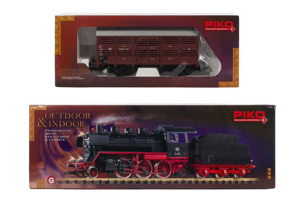 Lot 468: Piko Model Train G Scale Locomotive and Car