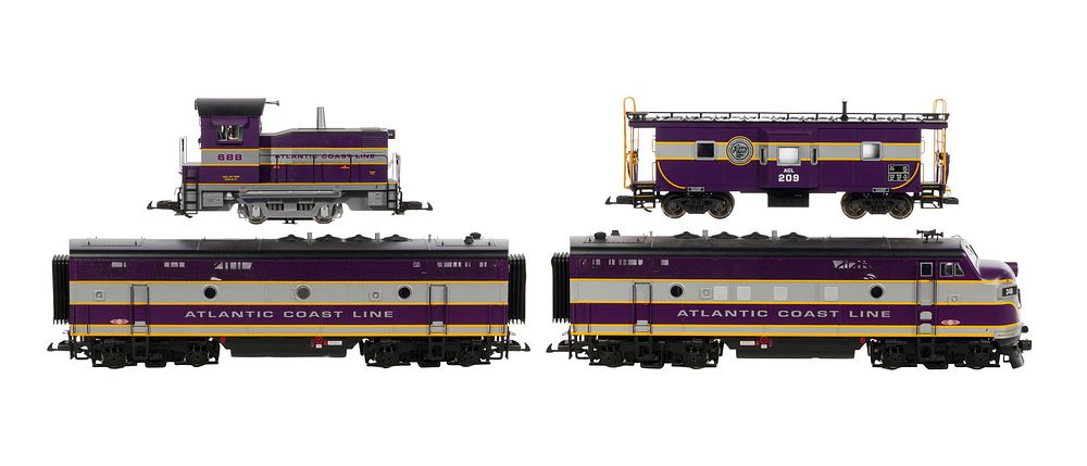 Lot 470: USA Trains Model Train G Scale Atlantic Coast Line Set Assortment