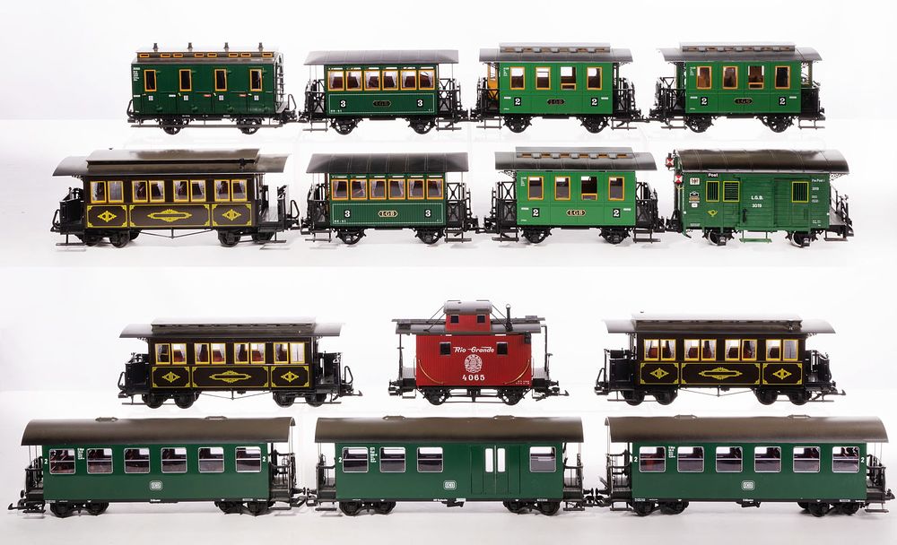 Lot 512: LGB Lehmann Model Train G Scale Car Assortment