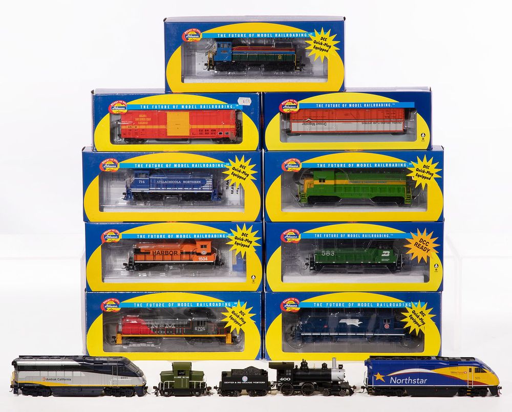 Lot 524: Athearn Model Train HO Scale Assortment