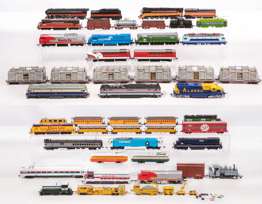 Lot 539: Bachmann Model Train HO Scale Assortment