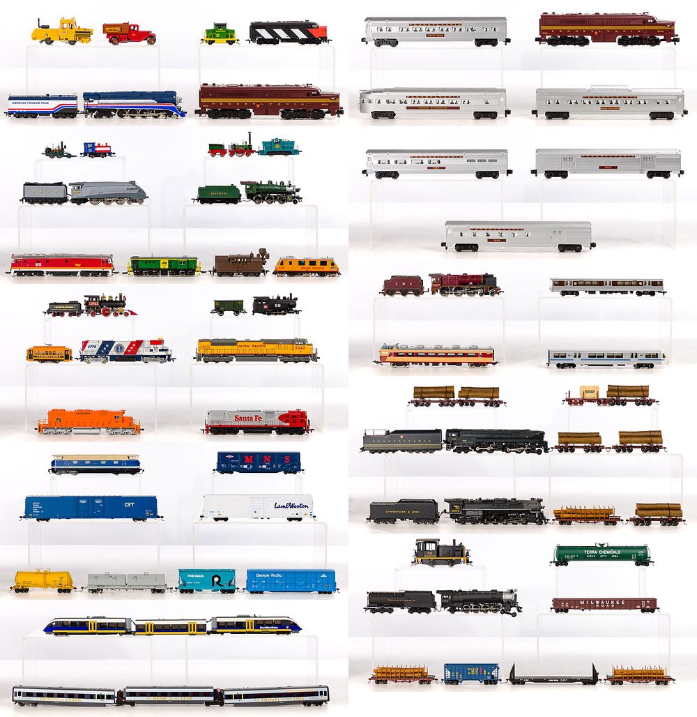 Lot 546: Model Train HO Scale Assortment