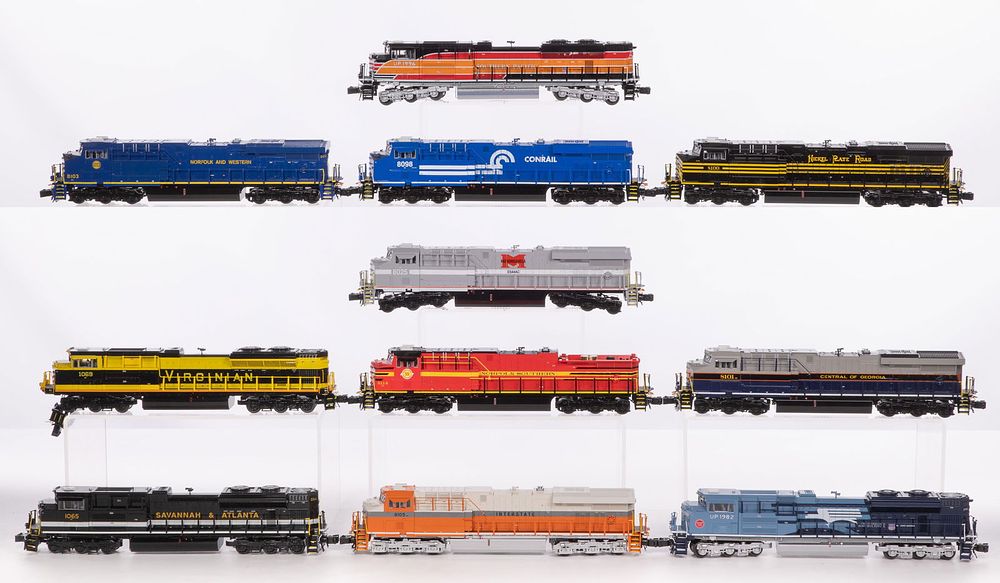 Lot 555: Model Train HO Scale Assortment