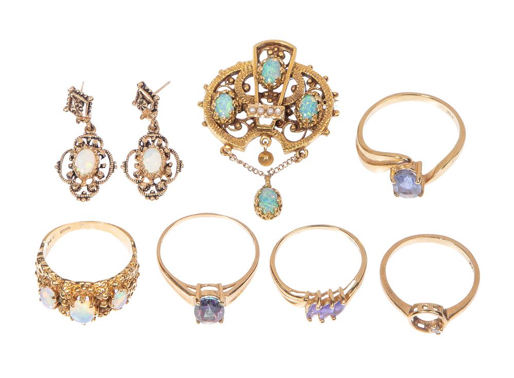 Lot 167: 14k Yellow Gold Jewelry Assortment
