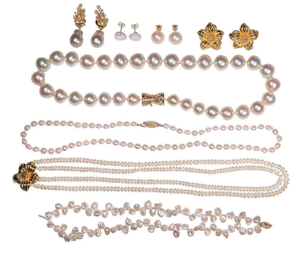 Lot 193: 14k Gold and Pearl Jewelry Assortment
