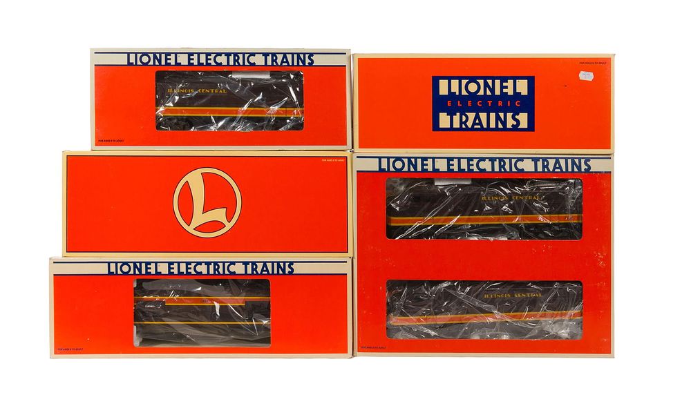 Lot 263: Lionel Model Train O Scale Illinois Central Assortment