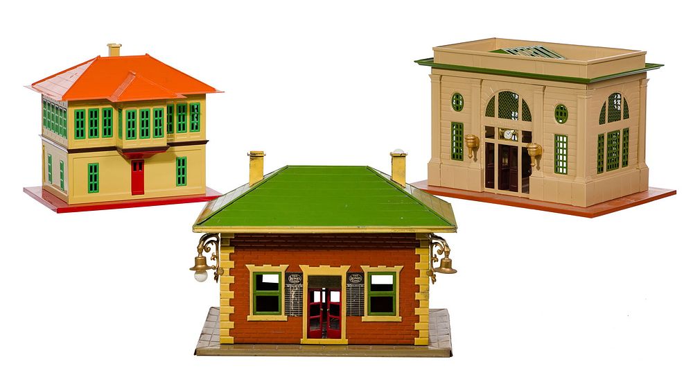 Lot 272: Lionel and T-Reproductions Model Train Building Assortment