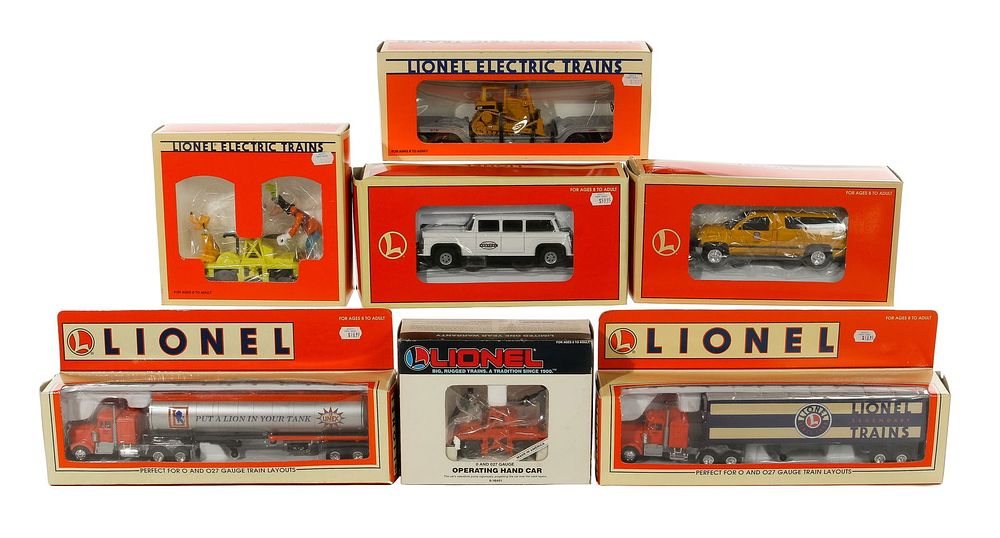 Lot 277: Lionel Model Train O Scale Car and Semi Assortment
