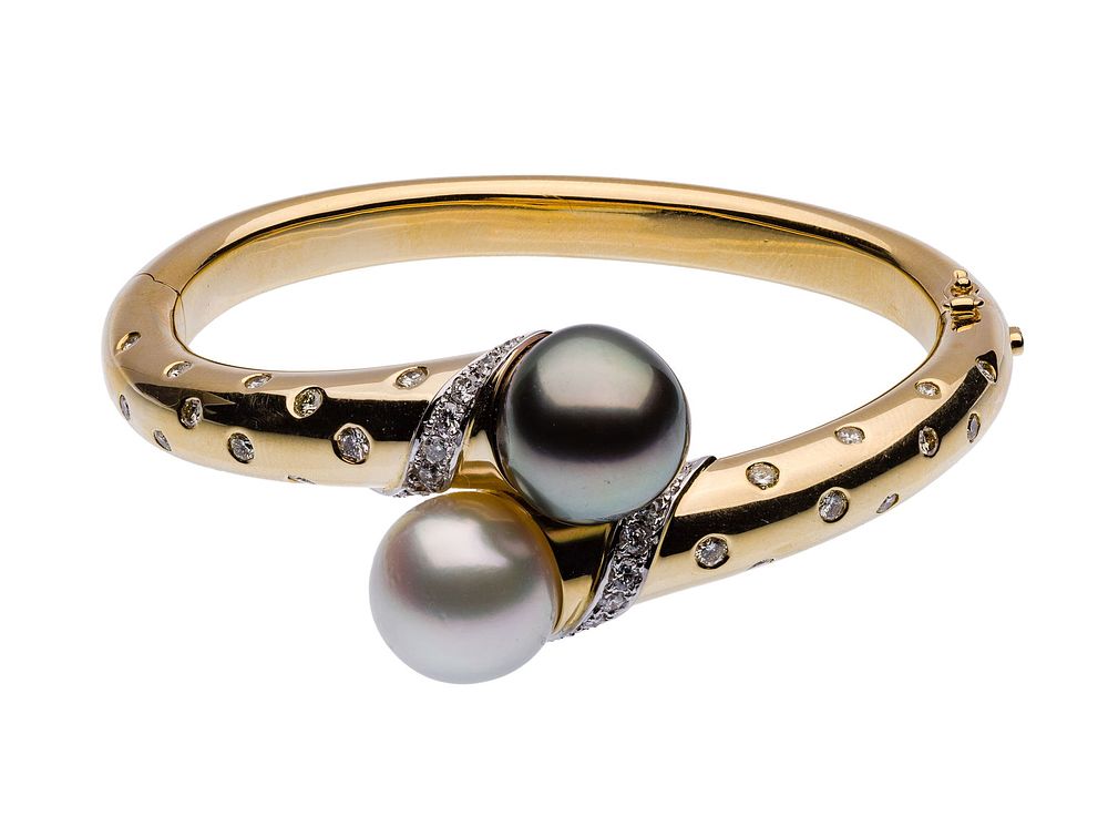 Lot 169: 18k Yellow Gold, Pearl and Diamond Hinged Bangle Bracelet
