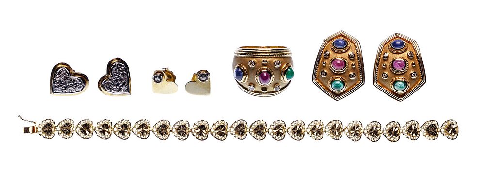 Lot 208: 14k Yellow Gold Jewelry Assortment