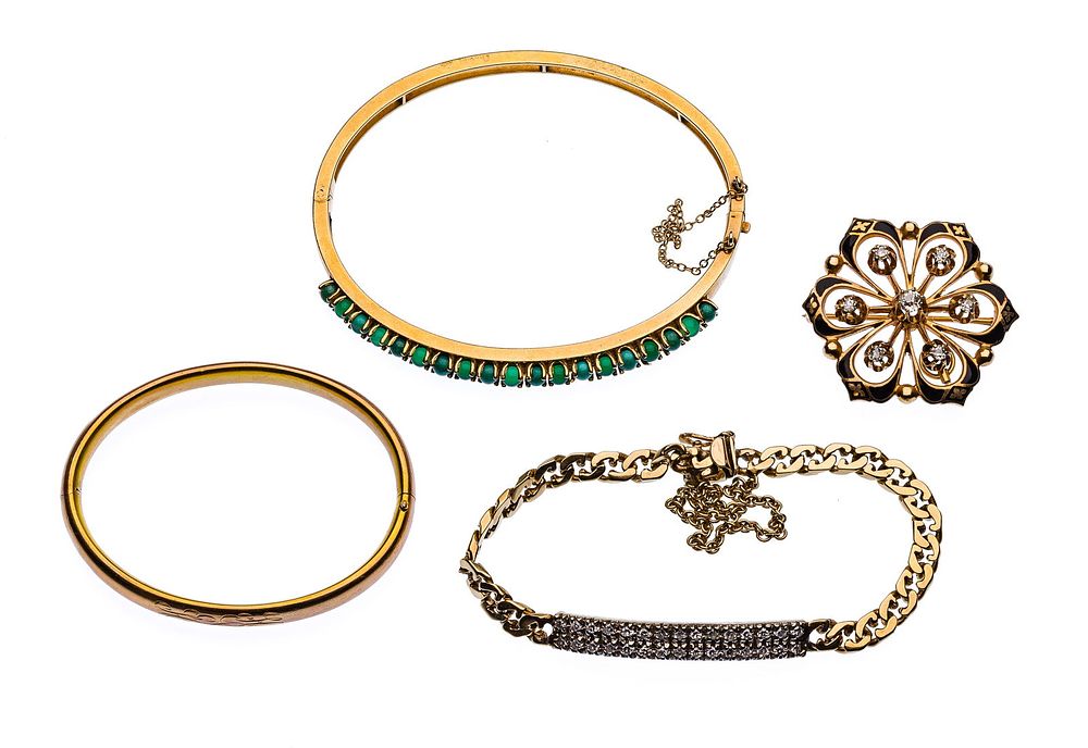 Lot 177: 14k Yellow Gold Jewelry Assortment