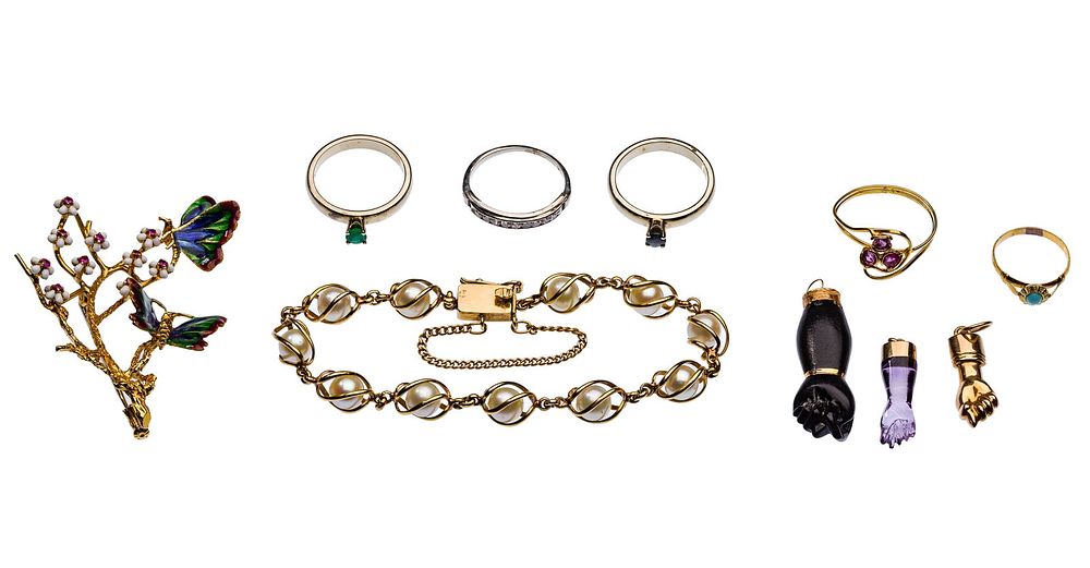 Lot 192: 18k Gold Jewelry Assortment