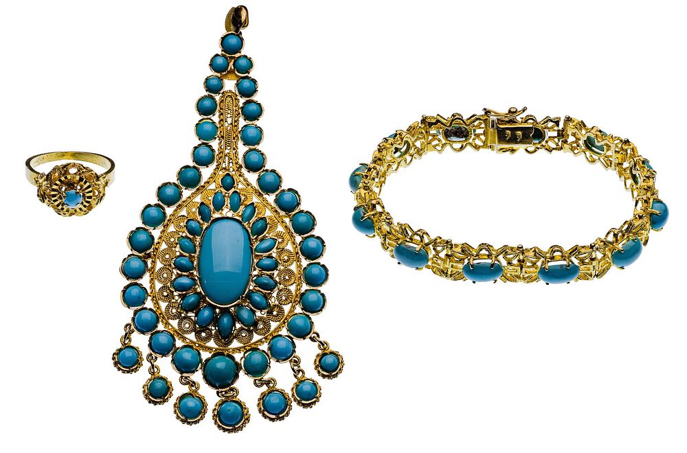 Lot 195: 18k Gold and Persian Turquoise Jewelry Suite