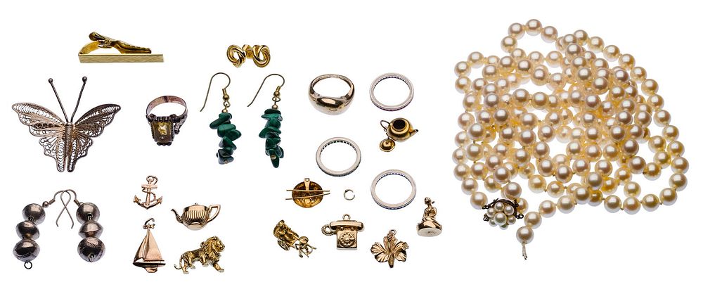 Lot 207: Gold, Silver and Costume Jewelry Assortment