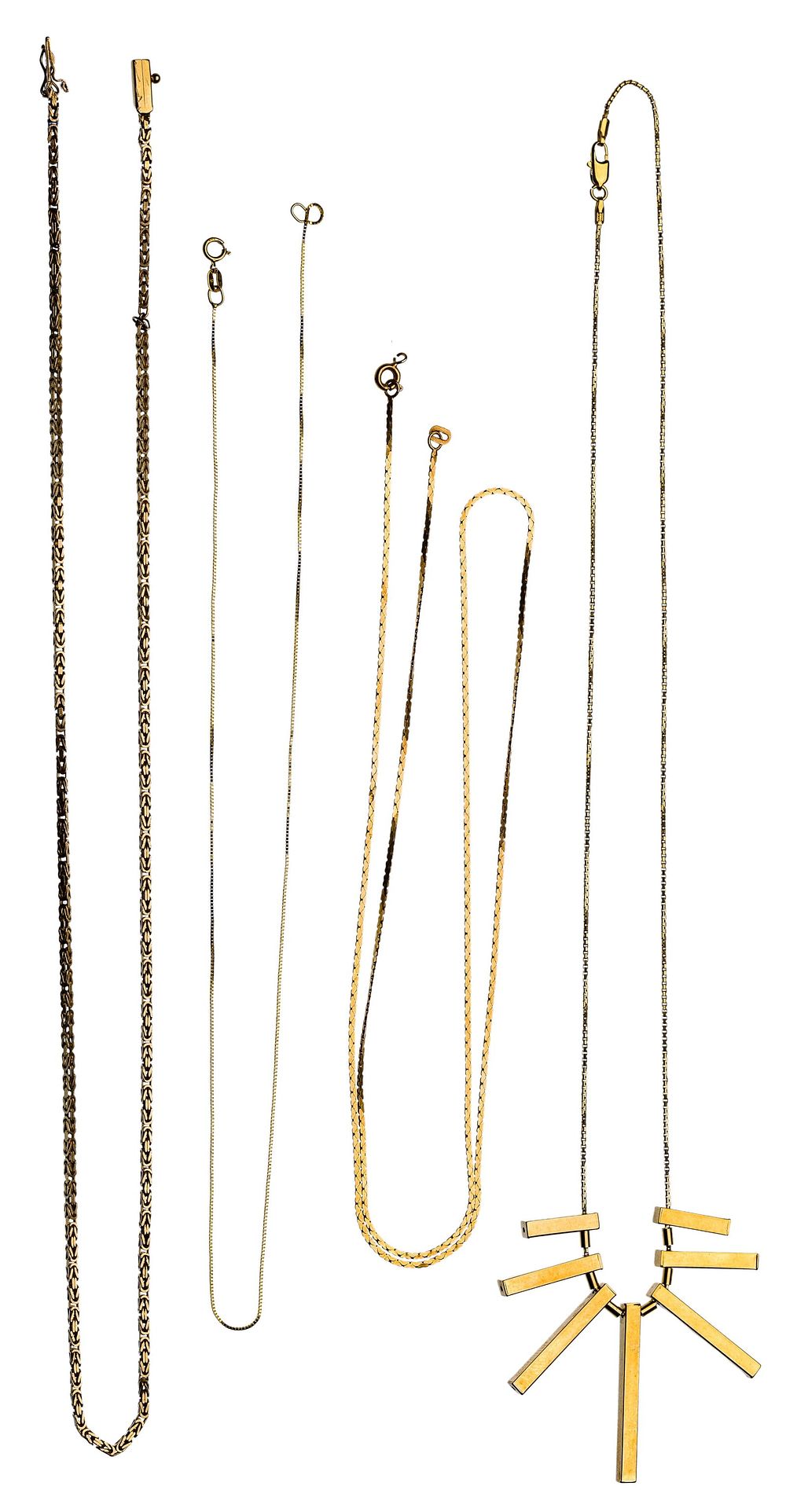 Lot 257: 14K Yellow Gold Necklace Assortment