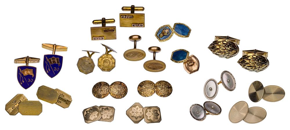 Lot 295: Mixed Gold Cufflink Assortment