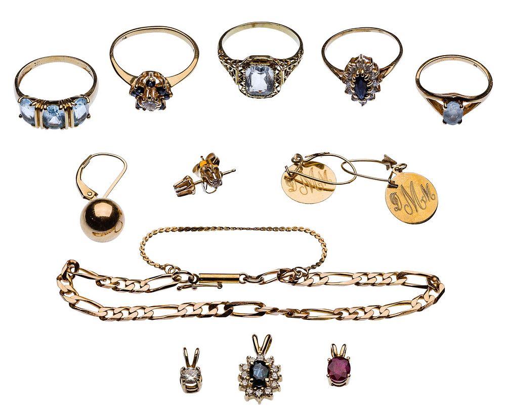 Lot 298: 14k Gold Jewelry Assortment