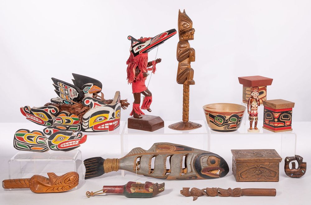 Lot 342: Northwest Coast Carving Assortment