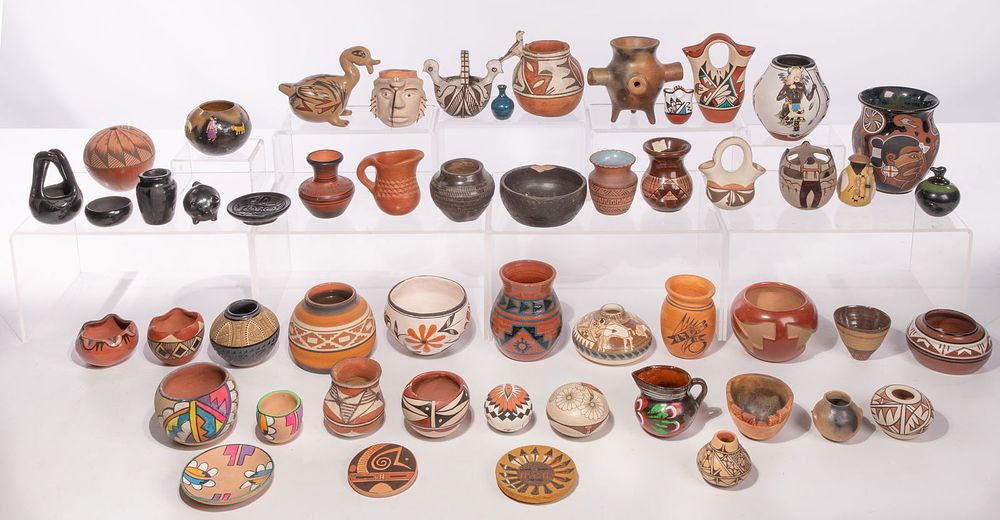 Lot 353: Native American Pottery Collection