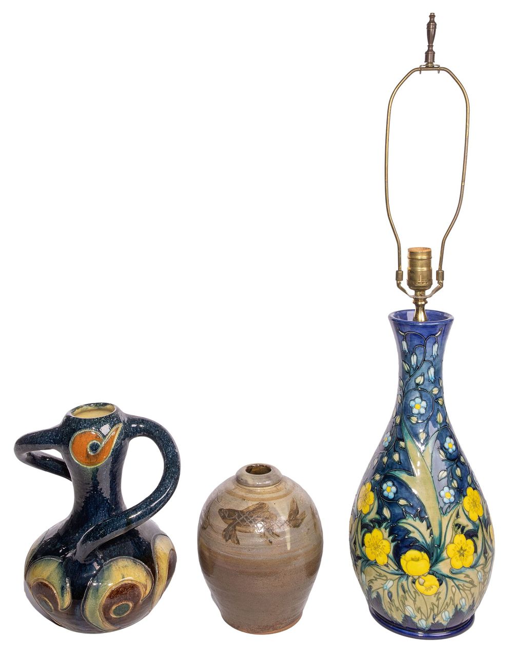 Lot 405: Moorcroft 'Buttercup' Pottery Lamp