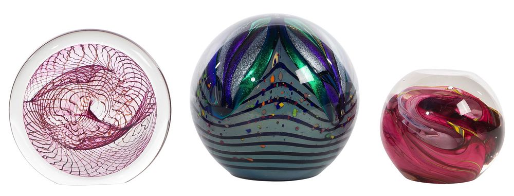 Lot 429: Art Glass Orb Assortment