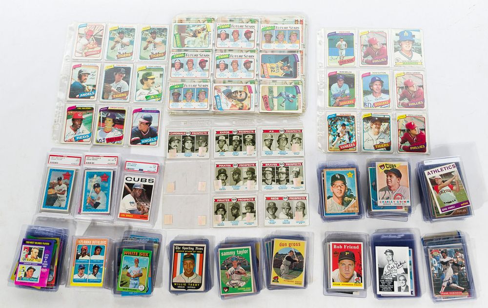 Lot 280: Baseball Trading Card Assortment