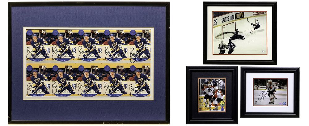 Lot 281: St. Louis Blues Brett Hull Signed Pro Set Cards