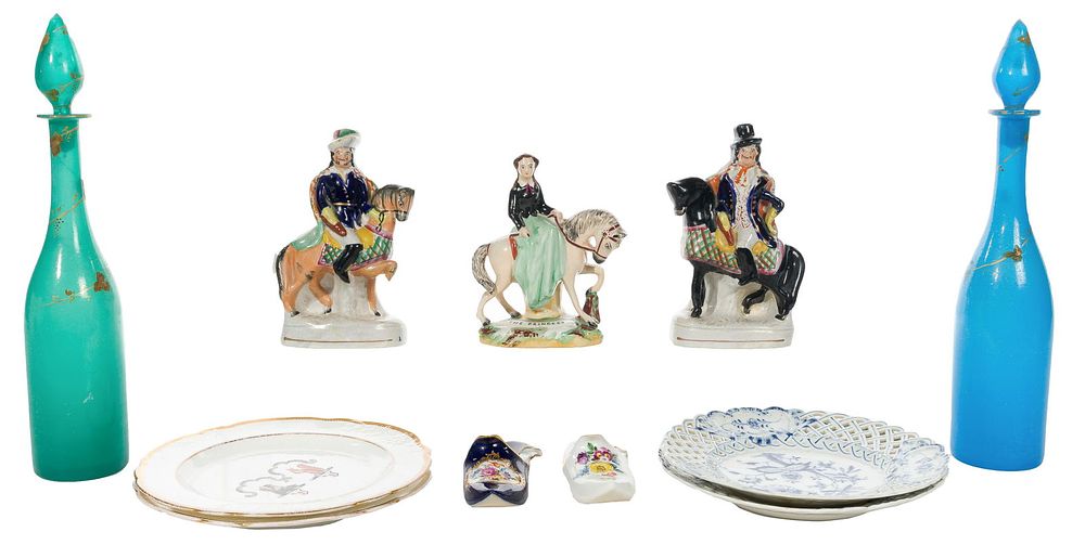 Lot 315: Porcelain and Glass Assortment